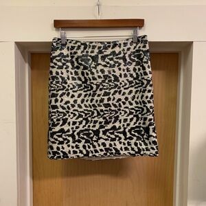 Banana Republic Black And White Sequence Skirt Size 6